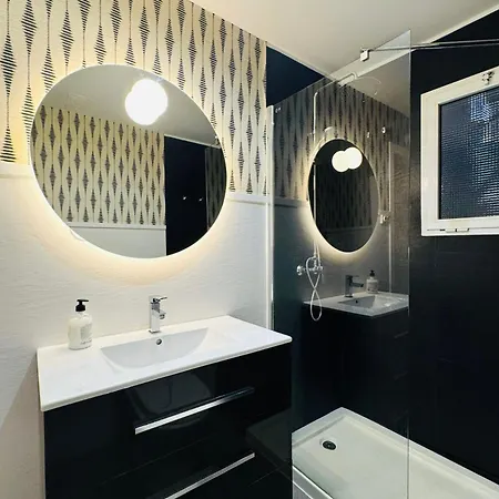 Nuevo Cathedral Deluxe Sinesedesignhomes Apartment *